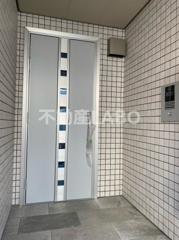 ユアメゾン阪南町のエントランス