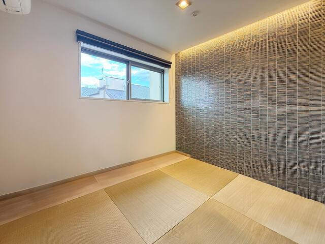 江戸川区瑞江４丁目の中古一戸建のその他共用部分|間接照明が上質な雰囲気を演出… 