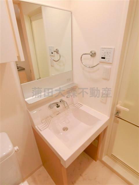 プラウドフラット蒲田Ⅱの洗面所|独立洗面台