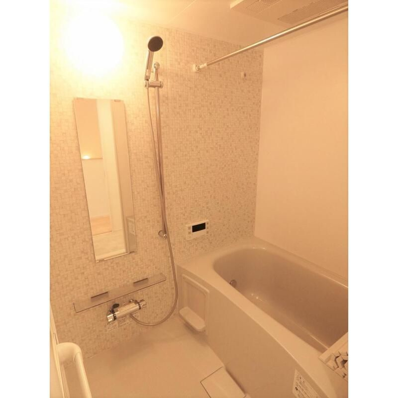 Ｌａ　Ｐａｉｘ　Ｓｋｙｔｒｅｅ　ﾗﾍﾟｽｶｲﾂﾘｰの浴室