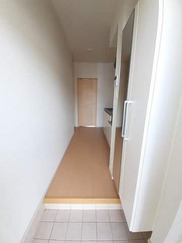 サニーメゾン弐番館の玄関