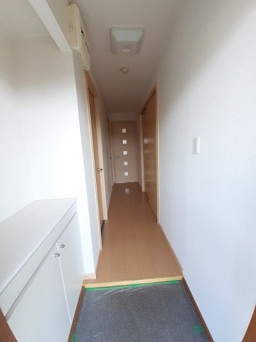 マンションエトランゼの玄関