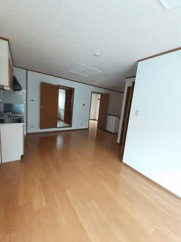 ニュークレストール藤の内装