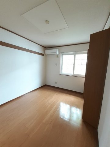 ニュークレストール藤の内装