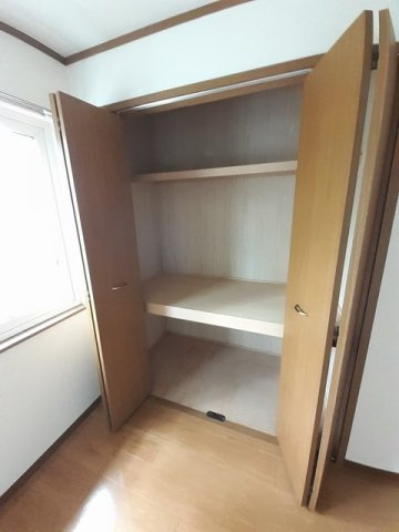 ニュークレストール藤の収納