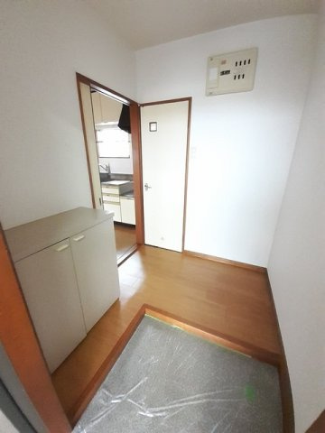 ボナール平野Ｂの玄関