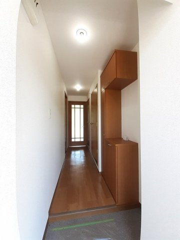 メゾン・ド・フローラの玄関