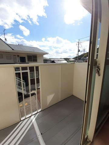 シャトーレインボーＡのバルコニー