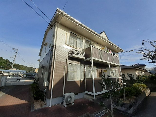 シャトーレインボーＡの外観