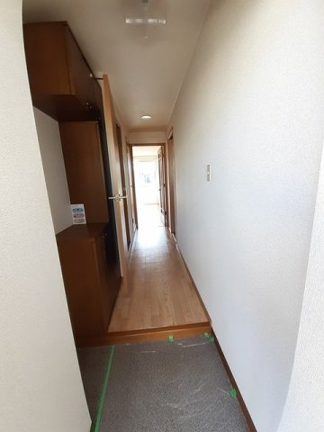 シャトーレインボーＡの玄関