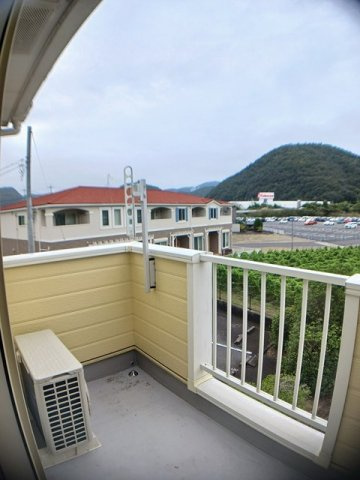 メゾン山水のバルコニー