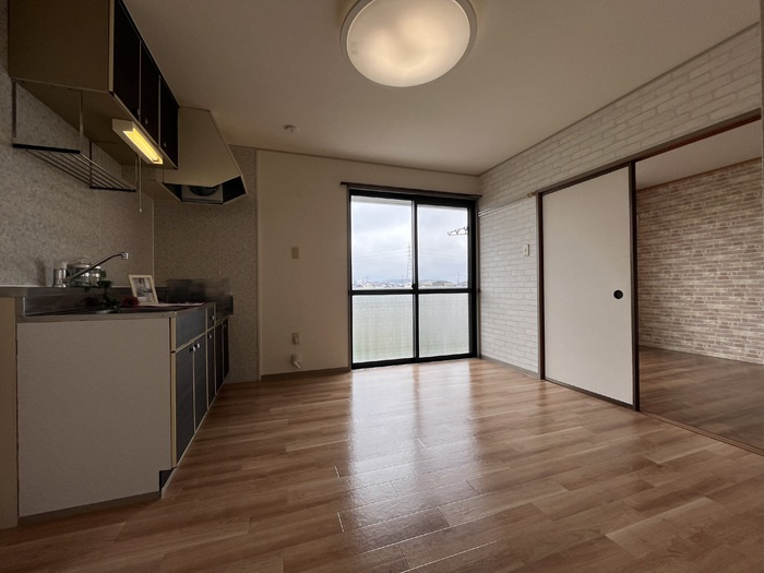 ビューラーＴ．Ｋ　B棟の居間・リビング