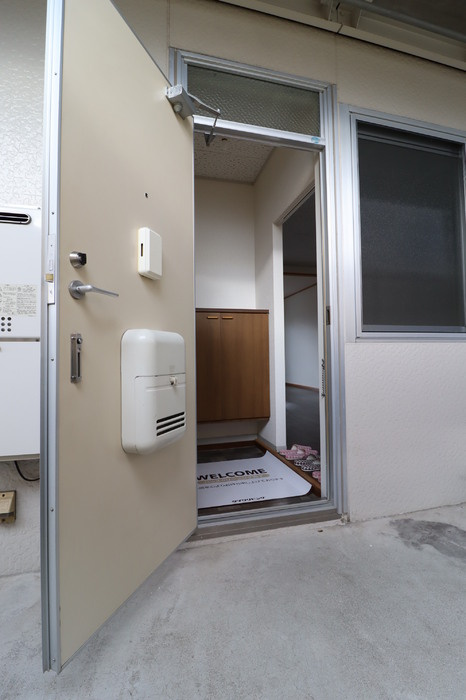 プレジール山河の玄関