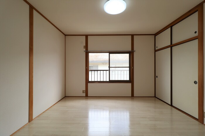 ファミーユロータスの洋室