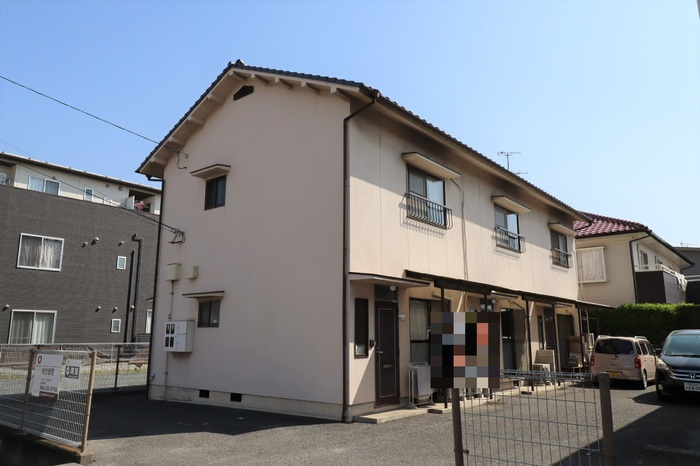 ファミーユロータスの外観