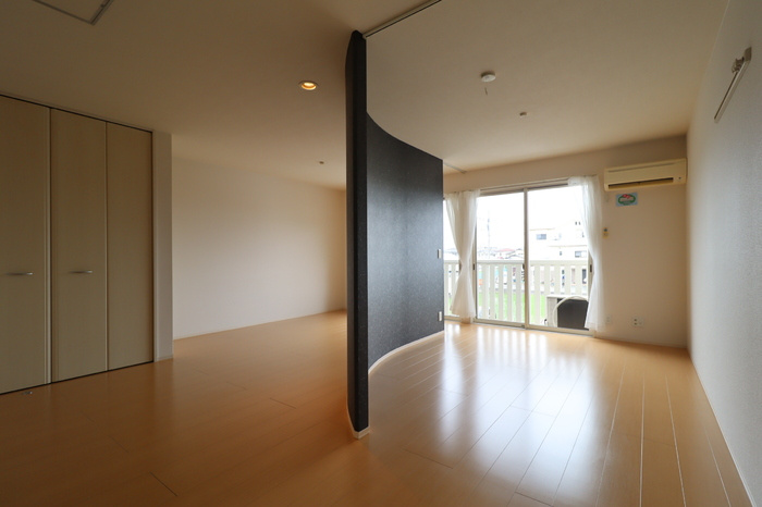 Ｃｏｒａｌ　Ｒｅｅｆ　Ｋの洋室