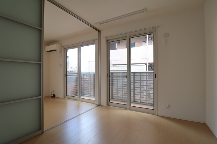 ルピナス高柳東町３の洋室