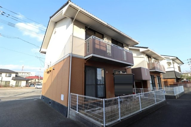 ヴェンベール浅野の外観