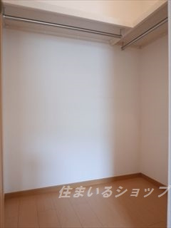 安芸高田市吉田町国司のアパートの収納