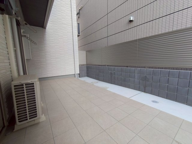 シャーメゾン若園のバルコニー