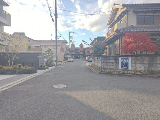 シャーメゾン若園の周辺