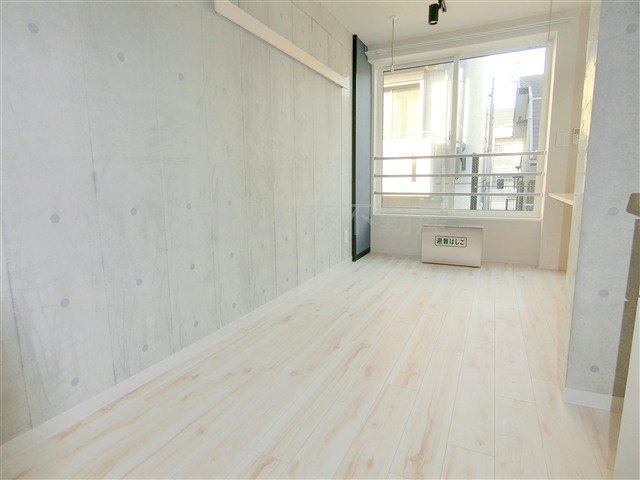 AVENIRアヴェニール池上の居間・リビング