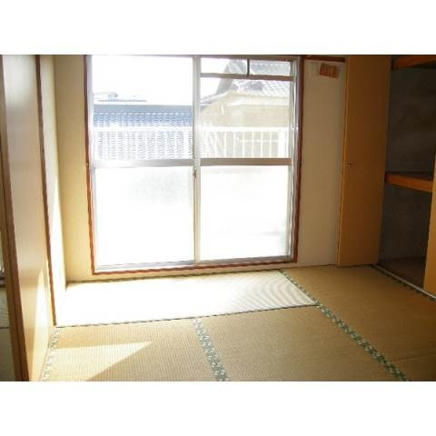 西町ハイツの和室