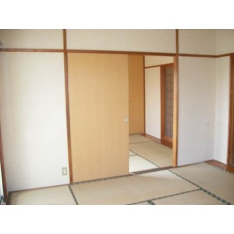 西町ハイツの和室