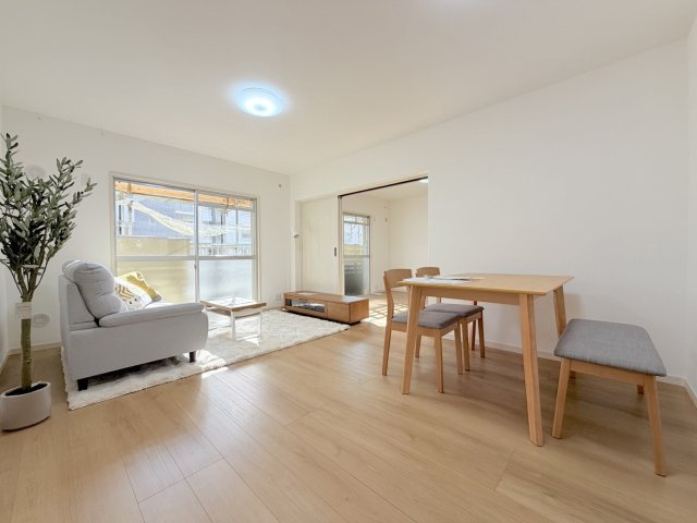 奈多団地24号棟の居間・リビング