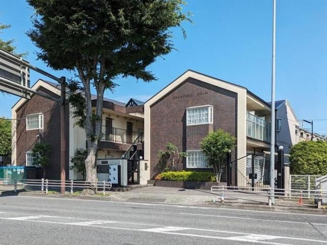 クレセントハイム