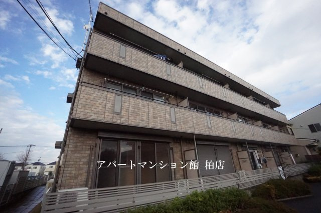 プレミエ・ステラの外観