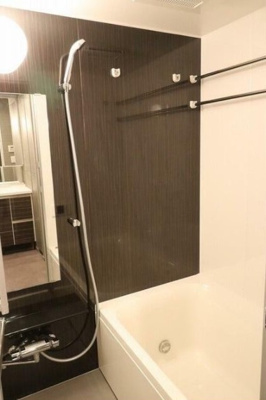 【浴室】 | コンフォリア新中野 | 追い焚き機能、浴室乾燥機付きバス。