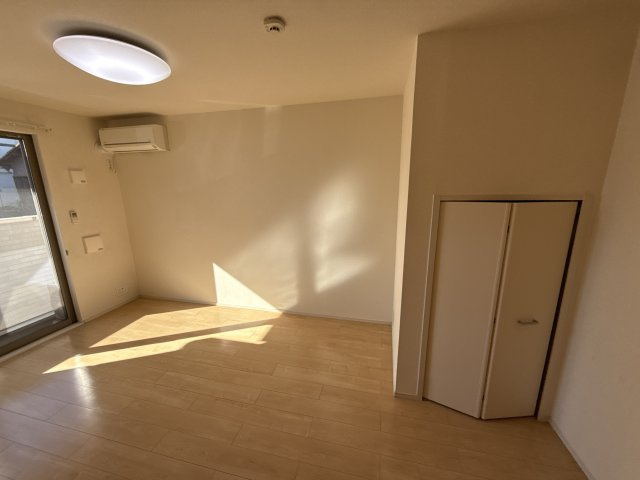 アサノ・モノカーメラの居間・リビング