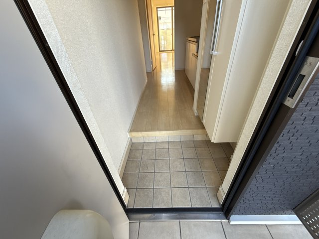 アサノ・モノカーメラの玄関