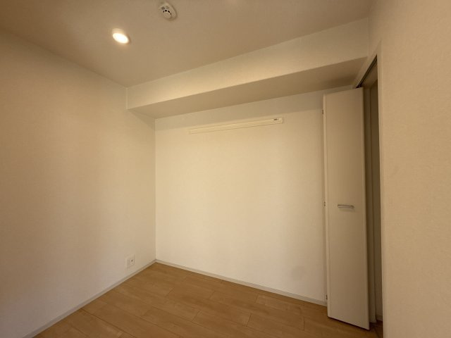 アサノ・モノカーメラの寝室