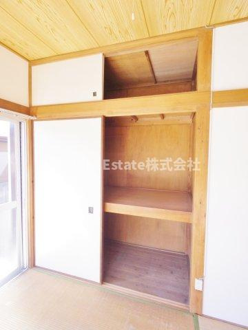 仲町佐野貸家の収納