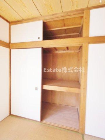 仲町佐野貸家の収納