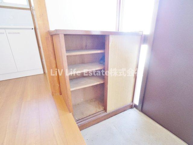 仲町佐野貸家の収納