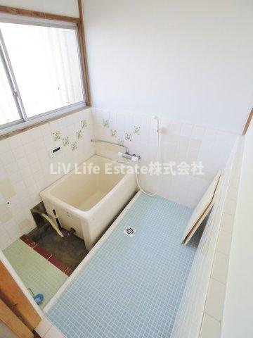 仲町佐野貸家の浴室