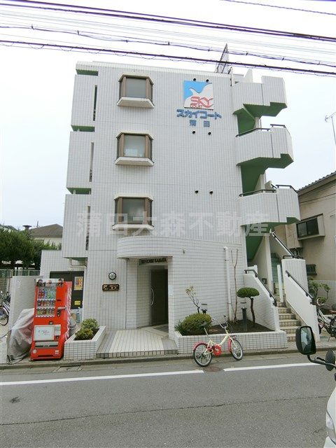 スカイコート蒲田の外観|1987年11月　鉄筋コンクリート造5階建　京急空港線糀谷駅徒歩5分
京急本線京急蒲田駅徒歩13分　京急本線雑色駅徒歩17分