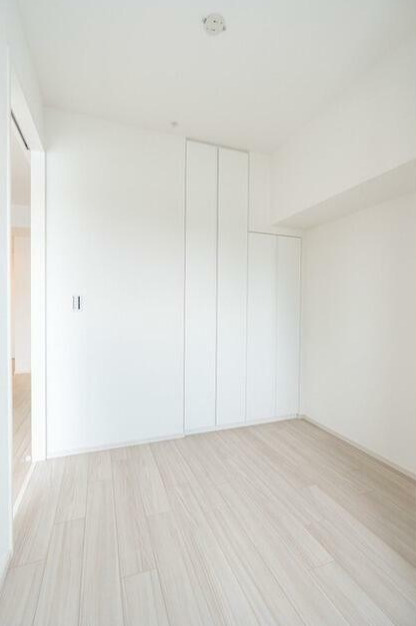 コンフォリア・リヴ東池袋の寝室