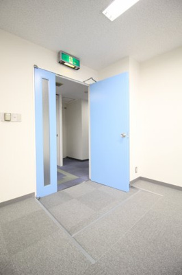 【玄関】 | 神戸伊藤町ビルディング