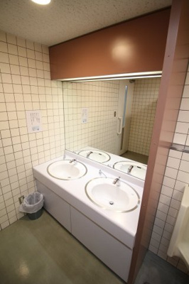 【洗面所】 | 神戸伊藤町ビルディング | 共同トイレ