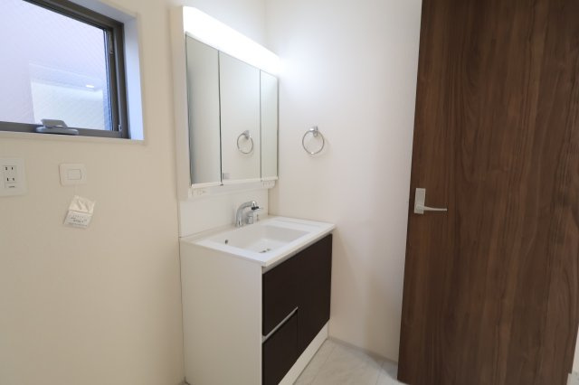 《仲介手数料無料》浦和区皇山町6-9(2号棟)新築一戸建てリーブルガーデン