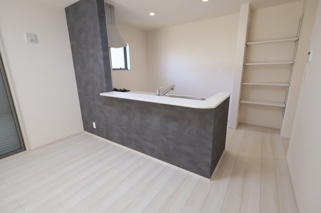 《仲介手数料無料》浦和区皇山町6-9(2号棟)新築一戸建てリーブルガーデン