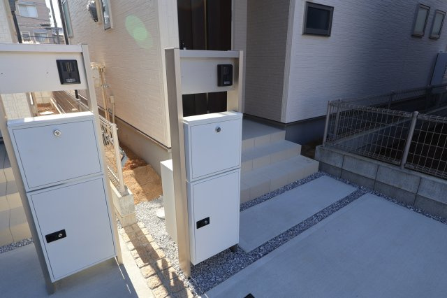 《仲介手数料無料》浦和区皇山町6-9(2号棟)新築一戸建てリーブルガーデン