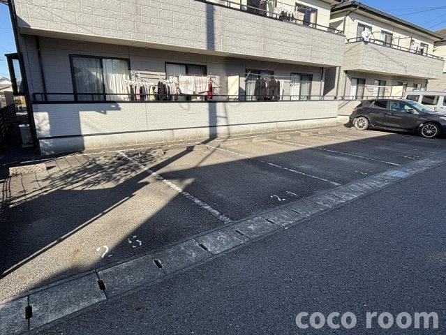 グランディール　Ｃの駐車場