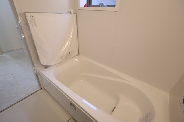 《仲介手数料無料》浦和区皇山町6-9(3号棟)新築一戸建てリーブルガーデンの浴室