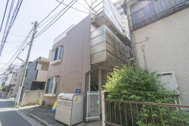 メゾン荻窪の外観