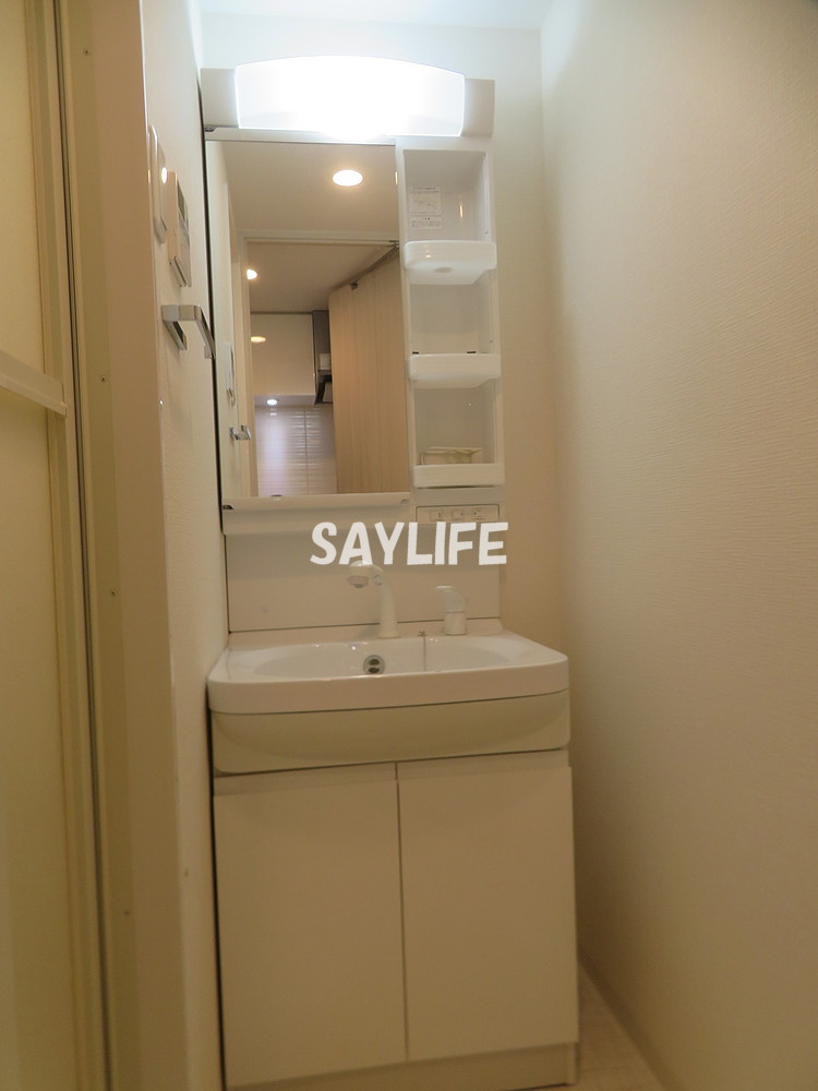 S-RESIDENCE緑橋駅前の洗面所